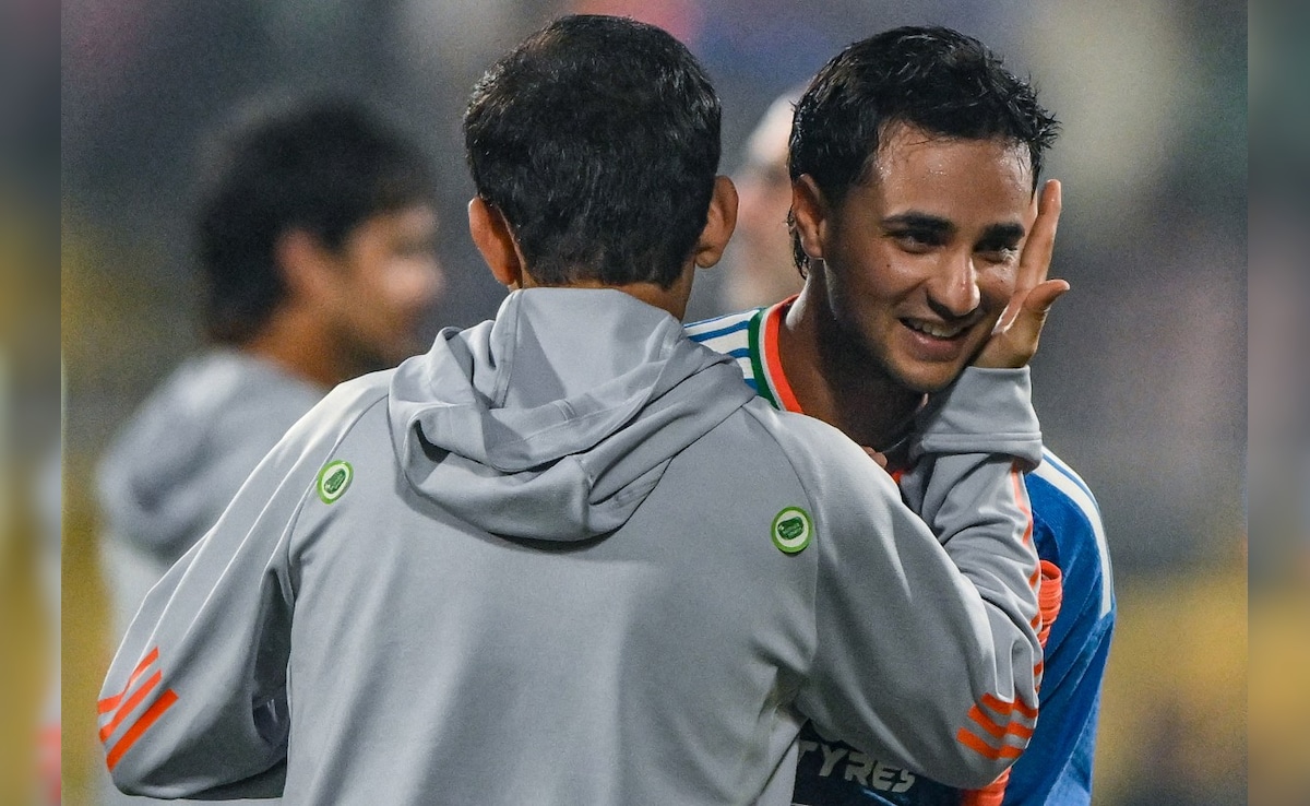 Abhishek Sharma, Family Reach Sri Lanka Ahead Of India vs Pakistan Clash; Star Says This On Video About Health