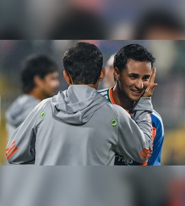 Abhishek Sharma, Family Reach Sri Lanka Ahead Of India vs Pakistan Clash; Star Says This On Video About Health