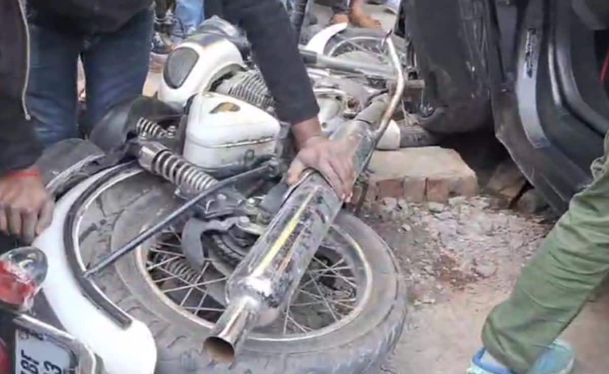 Lamborghini Revuelto crashed into a parked Royal Enfield motorcycle.