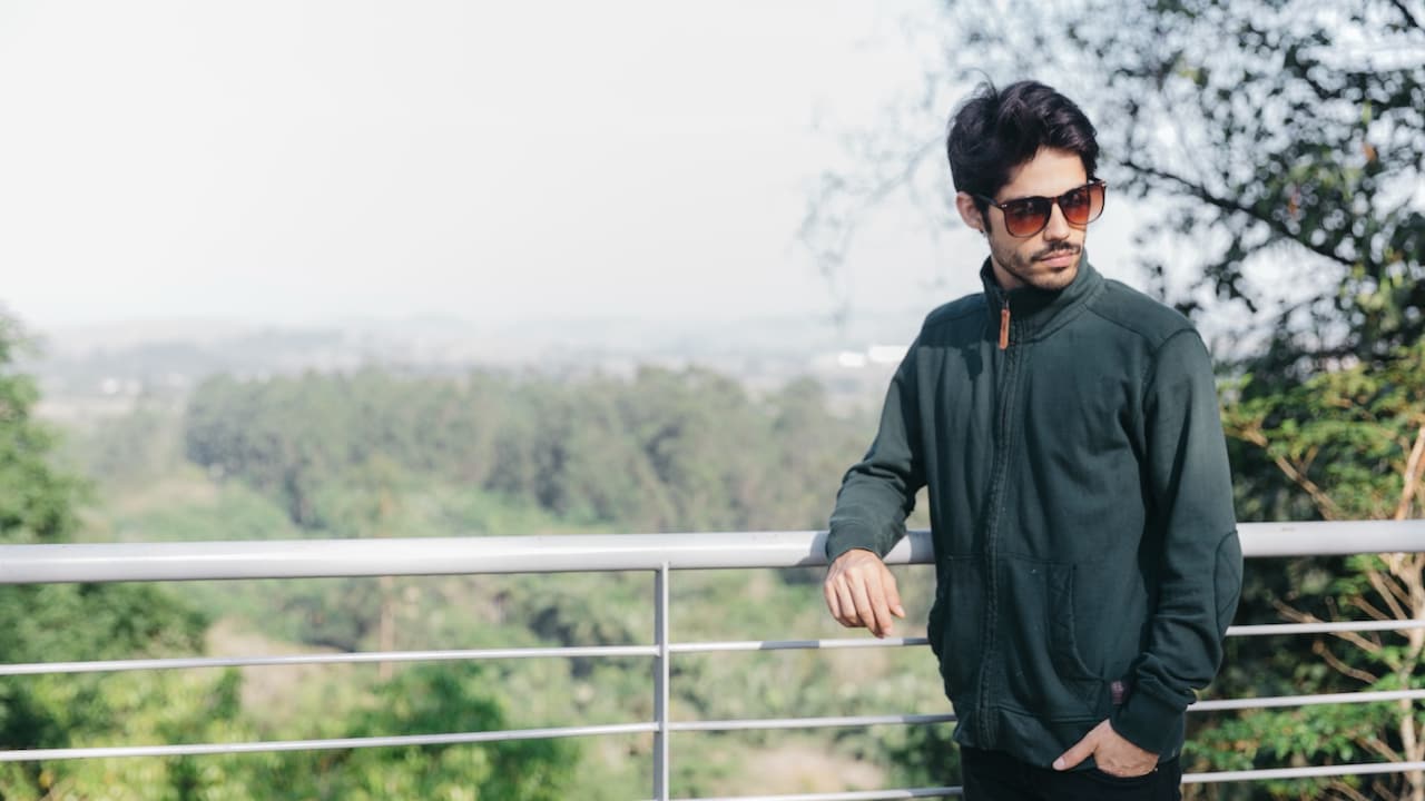 Mandarin Collar Shirts At Work: Do They Fit Modern Office Dress Codes?