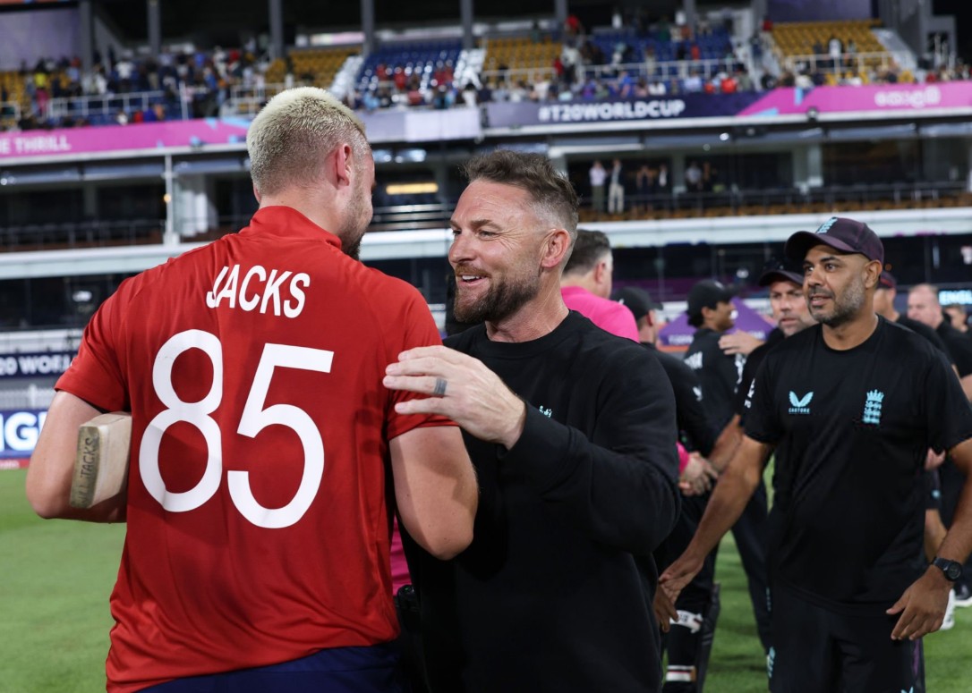 ENG vs NZ: इंग्लैंड की जीत से पाकिस्तान को मिली 'सांसें', जैक्स और अहमद ने हारी हुई बाजी जीता दी