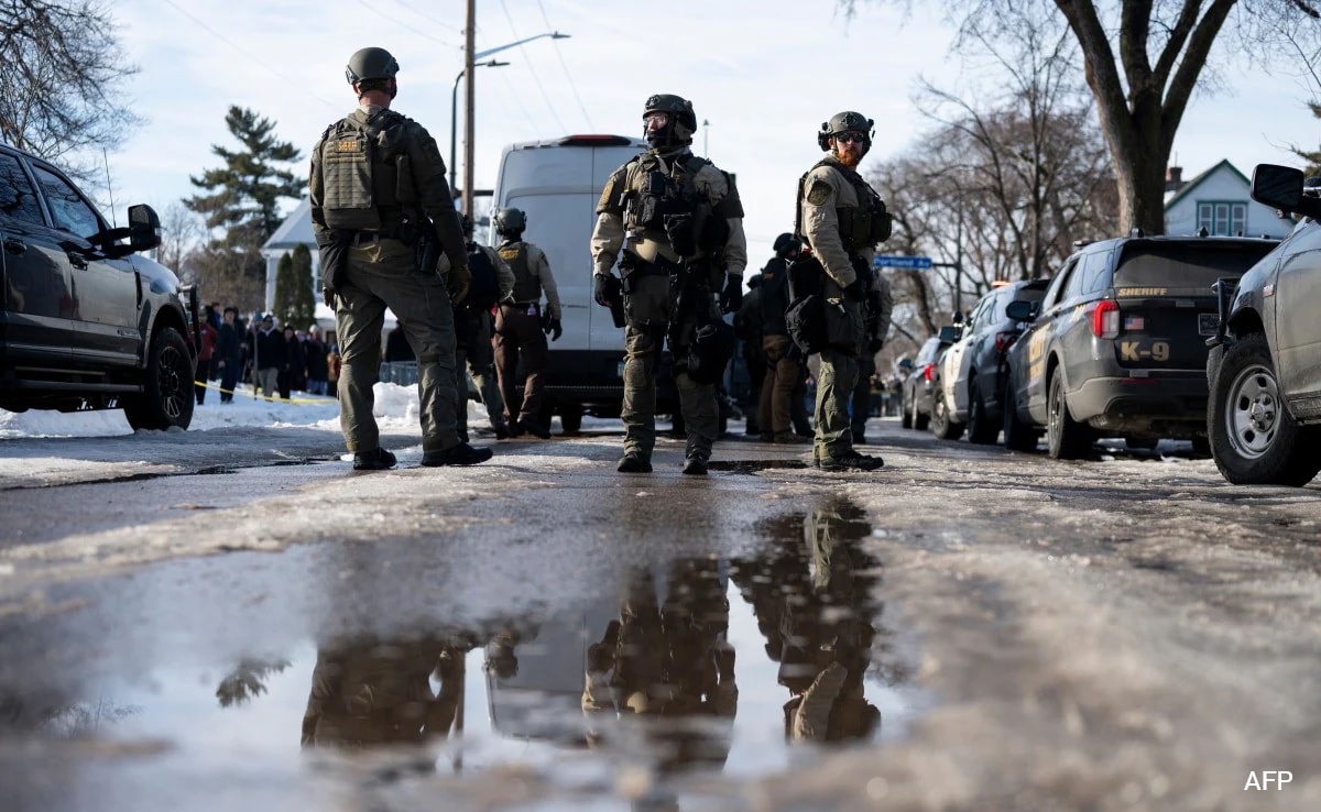 Donald Trump Has No "Formal Plans" To Deploy ICE At Polling Sites ...