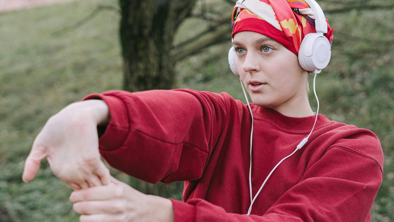 Best Earphones for Long Office Hours: Wired or Wireless?