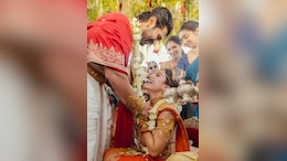 When Vijay Deverakonda Got 'Too Scared' After Tying <i>Mangalsutra</i> Around Rashmika Mandanna's Neck: 'This Is Really Weird'