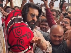 राम चरण के फैन्स हुए बेकाबू, जुड़वां बच्चों से मिलने बेटी संग पहुंचे अस्पताल-  देखें Shocking Video