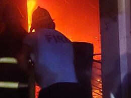 Dombivli News धक्कादायक! डोंबिवलीतील 'त्या' अग्नीकांडाचा व्हिलन इमारतीतलाच तरुण; पार्किंगमध्ये नक्की काय घडलं?