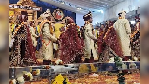 बागेश्वर धाम में 300 कन्याओं का सामूहिक विवाह, देश&ndash;विदेश के लोग हुए शामिल
