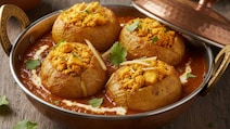 Paneer-Filled Dum Aloo: A Simple North-Indian Dish That's Full Of Flavours