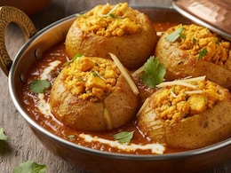 Paneer-Filled Dum Aloo Recipe: A Simple North-Indian Dish That's Full Of Flavours