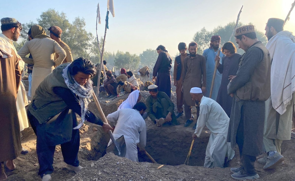 आतंकवाद और सुरक्षा के नाम पर अपनों का ही संहार! पाकिस्तान की सैन्य नीति ने ली 26 बेगुनाहों की जान