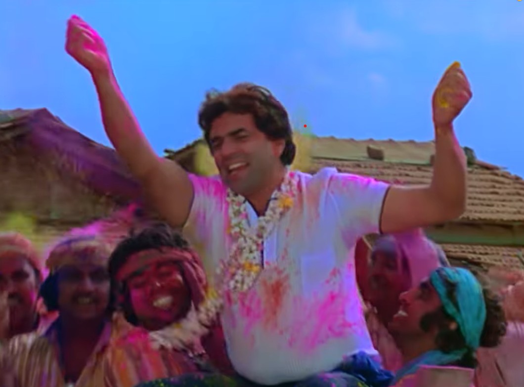 Holi Song: 50 साल पुराना वो फेमस गाना, जिस फिल्म में धर्मेंद्र न नहीं किया मेकअप, 100 दिनों तक सिनेमाघरों में छाई रही फिल्म