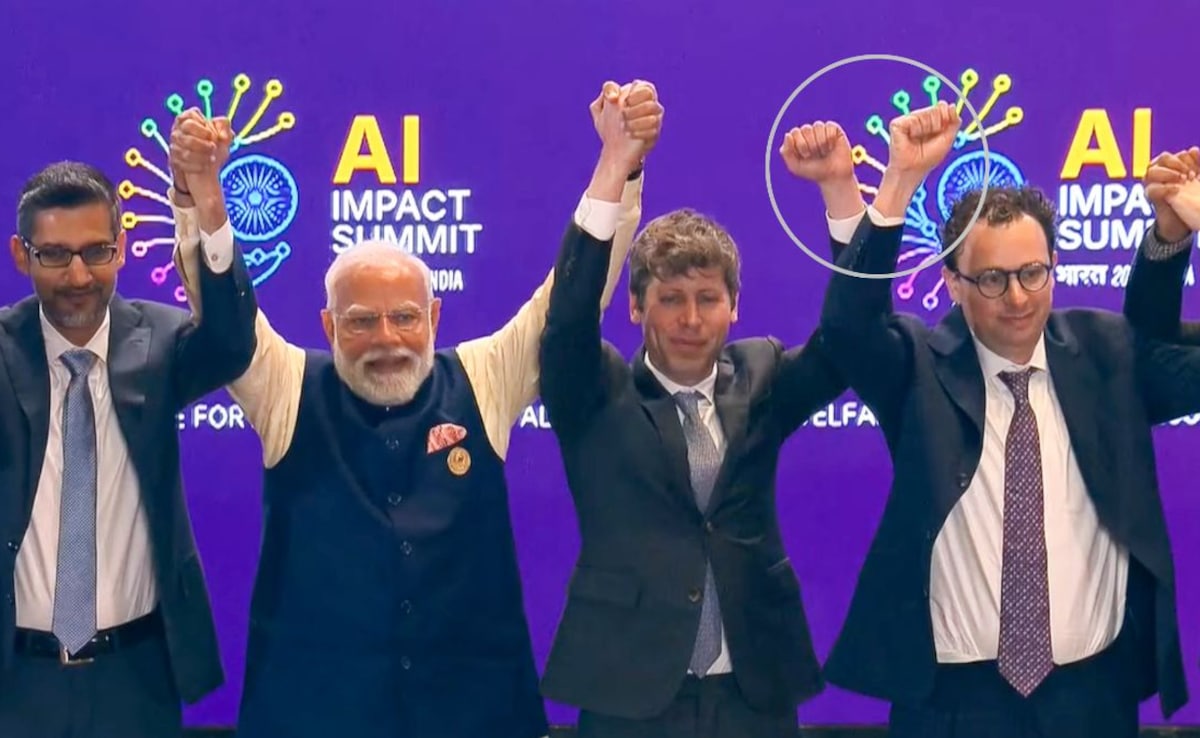AI Cold War On Stage: OpenAI, Anthropic CEOs' Awkward Moment At Delhi Summit