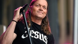 Brad Arnold, Lead Singer Of Grammy-Nominated Band 3 Doors Down, Dies At 47