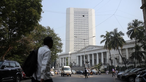Banks Ask RBI To Change Accounting Rule For State Bonds
