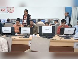 UP Board Exam :  सीसीटीवी और वॉइस रिकॉर्डर से लैस हुए 8033 सेंटर, लखनऊ में बैठकर एक क्लिक पर दिखेगा हर कमरा