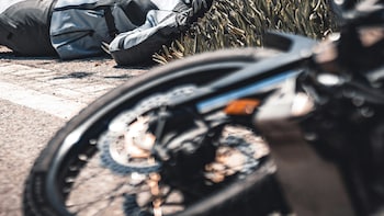 Bengaluru Tragedy: 27-Year-Old Woman Dies After Bullet Motorbike Rams Into Her Near Rajkumar Road