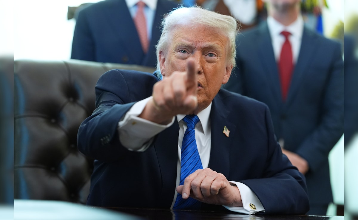 Trump Signs Order Threatening Tariffs On Countries Doing Business With Iran