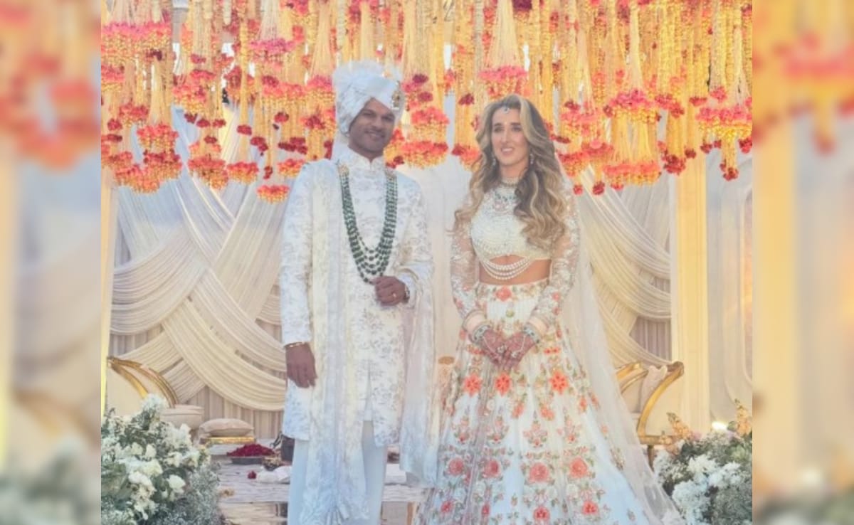 Shikhar Dhawan Marries Long-Time Girlfriend Sophie Shine - See Pictures