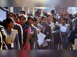 CBSE बोर्ड एग्जाम में चाहिए फुल मार्क्स? अपनाएं ये 7 स्मार्ट राइटिंग टिप्स, एग्जामिनर भी हो जाएंगे इंप्रेस