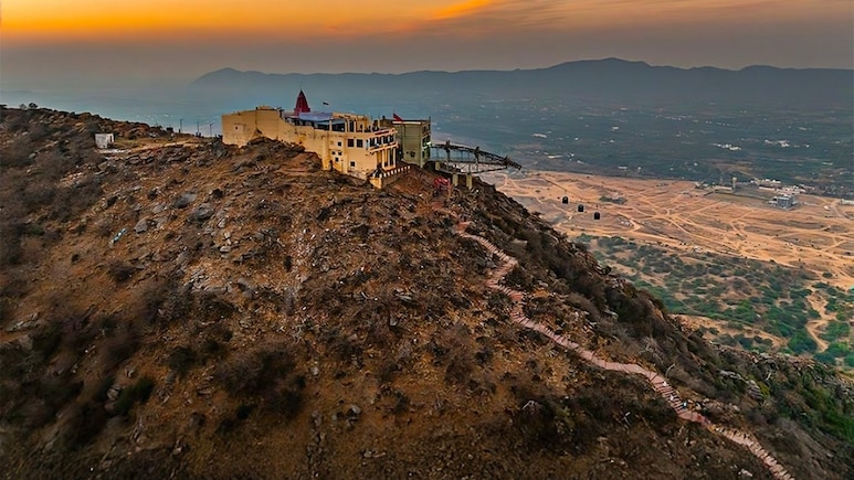 Rajasthan Weather Update: राजस्थान में सर्दी का असर धीरे-धीरे खत्म, रात में भी बढ़ने लगा पारा, बाड़मेर में तापमान 31 डिग्री के पार