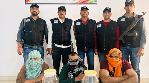 हत्या, आर्म्स एक्ट जैसे 9 केस... इस गैंगस्टर के इशारे पर गुरुग्राम में की फायरिंग, STF ने 3 को धर दबोचा