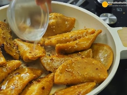 Nisha Madhulika Recipe Video: घर पर बनाएं ताजा मटर की करंजी, नोट करें सुबह के चटपटे नाश्ते की रेसिपी