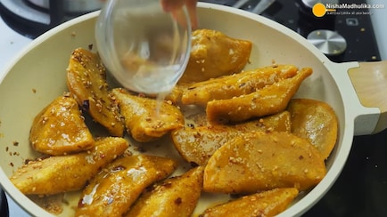 Nisha Madhulika Recipe Video: घर पर बनाएं ताजा मटर की करंजी