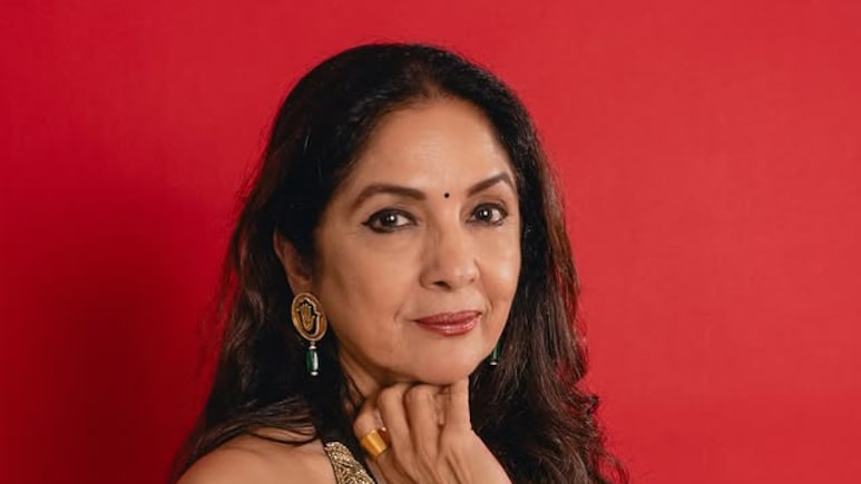Neena Gupta Recalls Feeling 'Lonely' When She Moved To Mumbai Initially: "No Mom, No Dad, No Money"