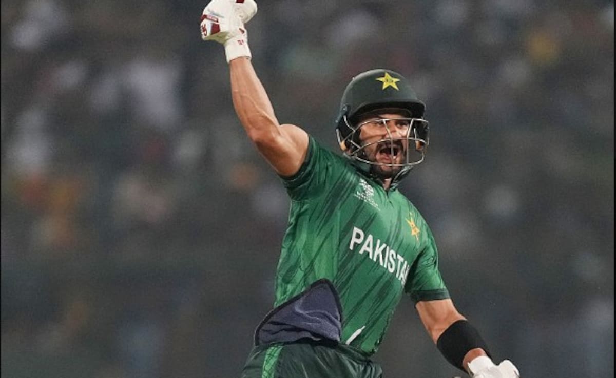 PAK vs SL: साहिबजादा फरहान का वर्ल्ड रिकॉर्ड, कोहली का विराट रिकॉर्ड तोड़ा, कारनामा करने पहले बल्लेबाज