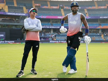 IND vs USA, T20 World Cup 2026: भारतीय धुरंधरों की आंधी में उड़ जाएगा अमेरिका! देखें हेड-टू-हेड रिकॉर्ड, चौंका सकता है ये गेंदबाज