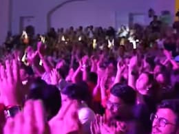 क्लब में भजन? दिल्ली में शुरू हुआ नया ट्रेंड, जानिए क्या है &lsquo;भजन क्लबिंग&rsquo;