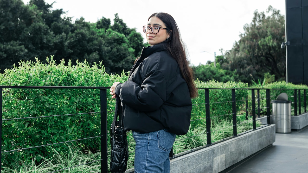 Cropped Jackets: The One Styling Rule That Makes Them Look Expensive