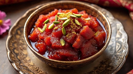 गाजर और लौकी छोड़िए, घर पर ट्राई करें टमाटर का हलवा, खाने वाले बार-बार पूछेंगे आपसे रेसिपी