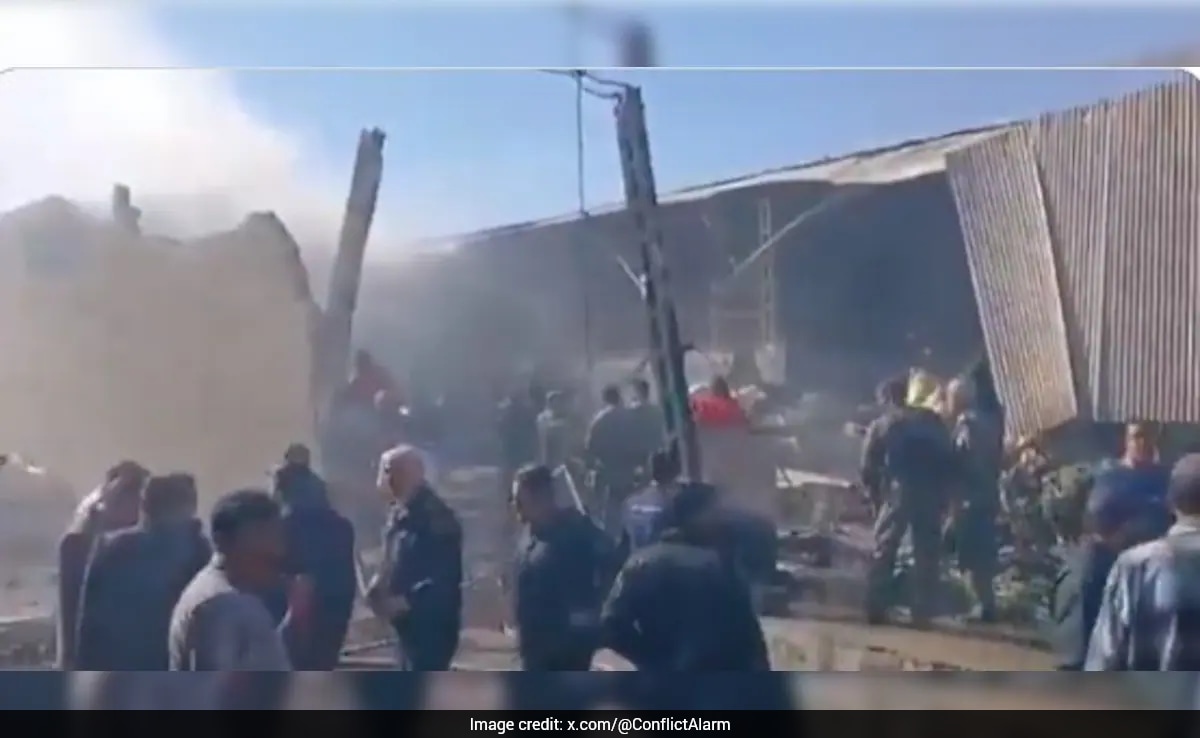 4 Killed As Iranian Military Helicopter Crashes Into Market