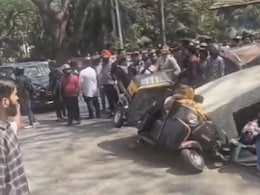 Mulund Metro Pillar Collapse:  इंजिनिअर्स काय करत होते? महापौरांनी झापले, घटनास्थळावरुनच मोठी घोषणा, VIDEO