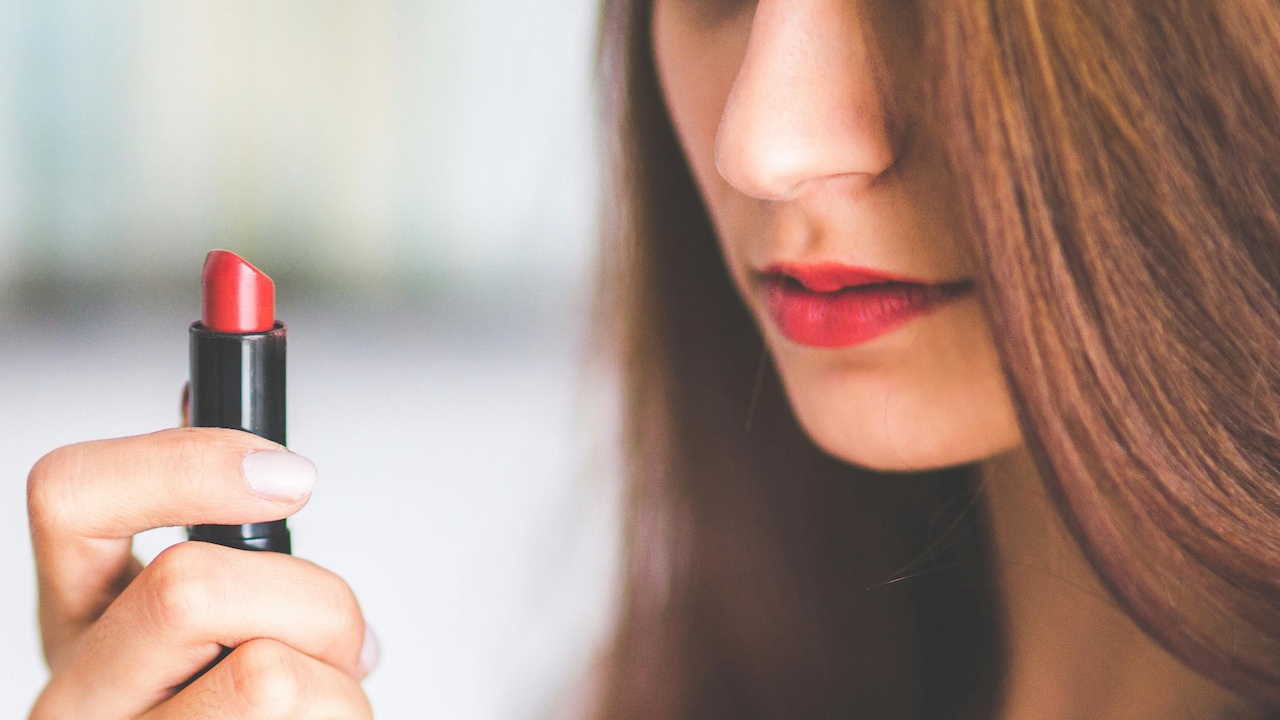 Affordable Long-Lasting Matte Lipsticks Under Rs. 600 Every Makeup Lover Must Try Affordable Long-Lasting Matte Lipsticks Under Rs. 600 Every Makeup Lover Must Try