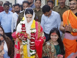 महाकाल के दरबार पर पहुंची जैकलिन फर्नांडिस, एकता कपूर ने भी 5 अभिनेत्रियों के साथ किए दर्शन