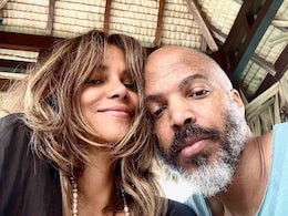 Halle Berry Engaged To Van Hunt After 5 Years Of Dating: "He Did Put A Little Ring On It"