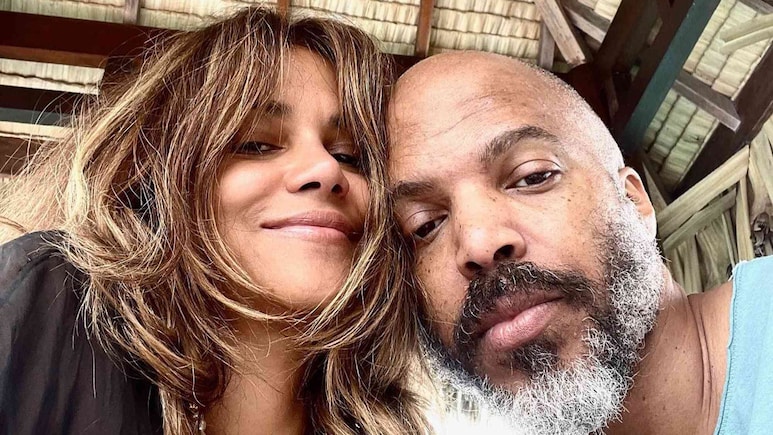 Halle Berry Engaged To Van Hunt After 5 Years Of Dating: "He Did Put A Little Ring On It"