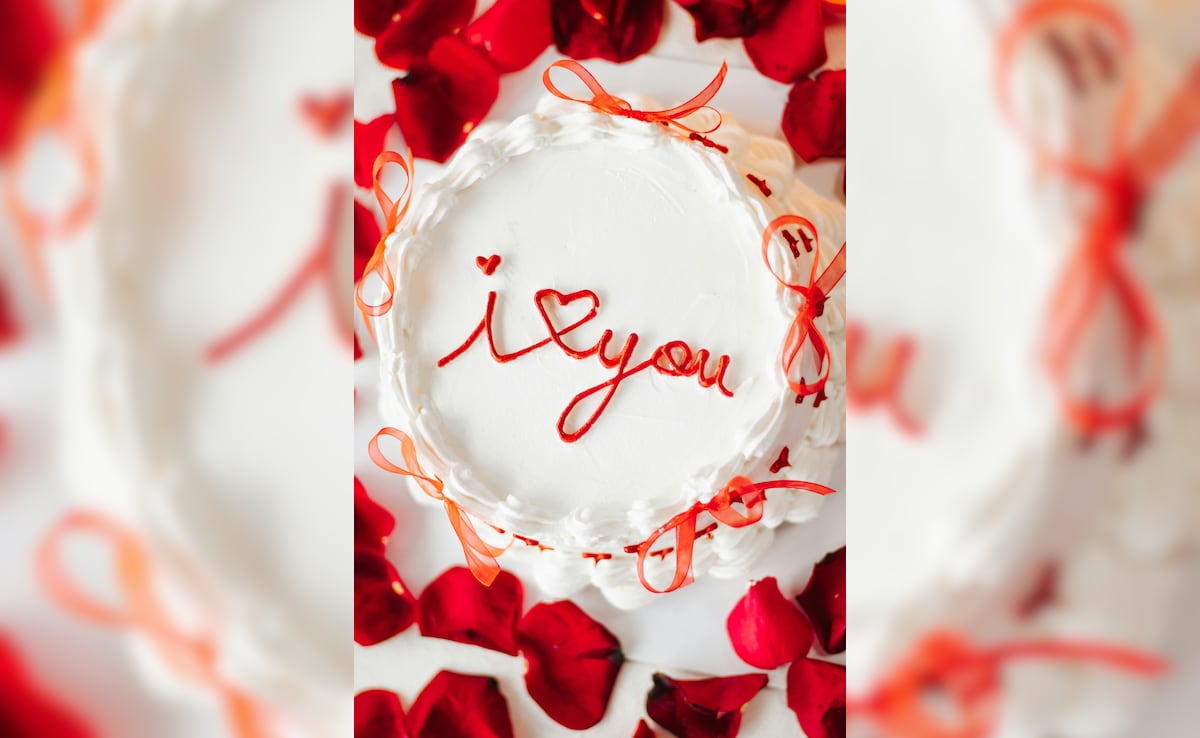 वैलेंटाइन डे पर Love के लिए बनाएं ये स्‍पेशल केक, मिठास से दोगुना हो जाएगा प्‍यार