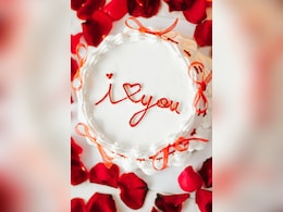 वैलेंटाइन डे पर Love के लिए बनाएं ये स्&zwj;पेशल केक, मिठास से दोगुना हो जाएगा प्&zwj;यार