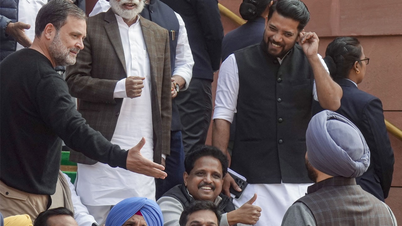 'Rahul Gandhi Called Ravneet Bittu Gaddar Because He Is Sikh": PM Modi's Big Charge