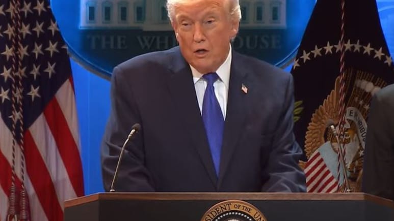 US सुप्रीम कोर्ट के फैसले के बाद ट्रंप ने सभी देशों पर 10% अतिरिक्त टैरिफ लगाने का किया ऐलान