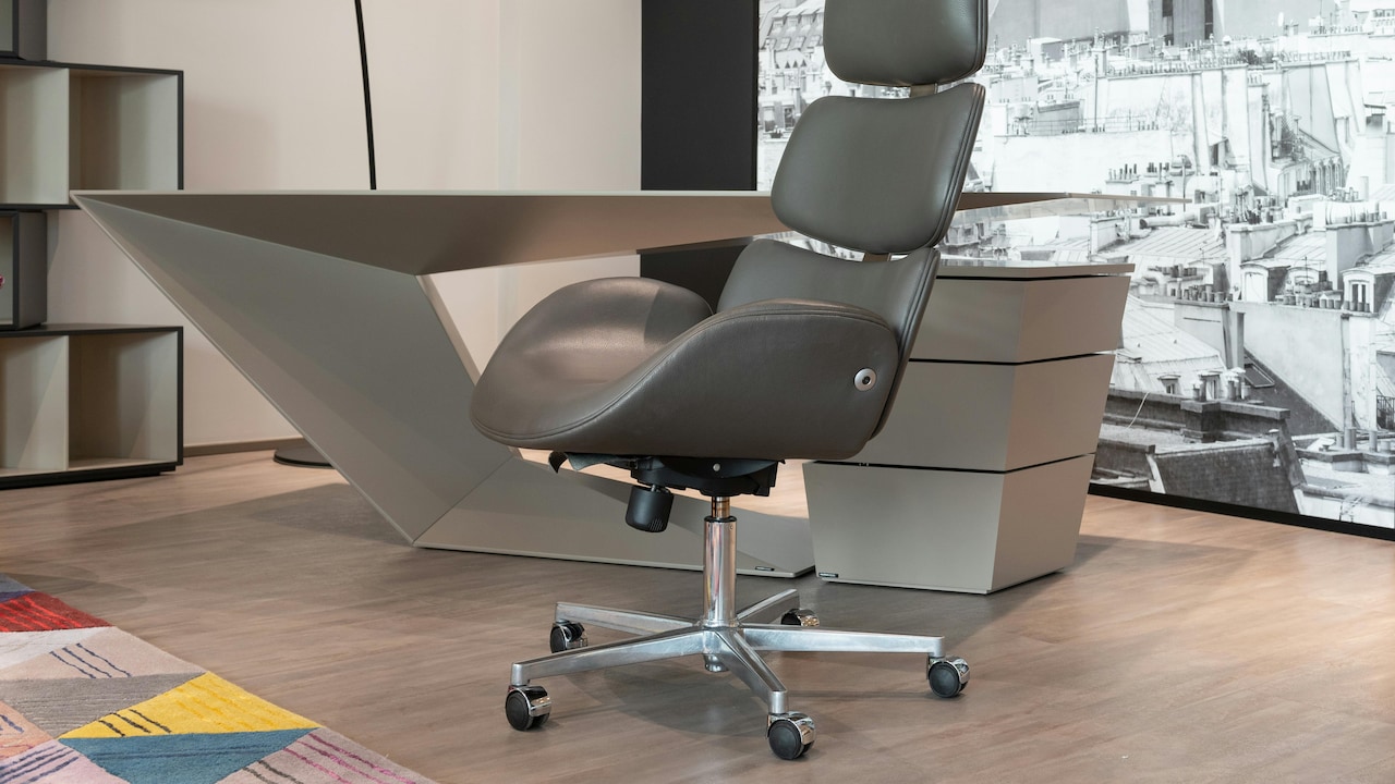 Gaming Chairs vs Office Chairs: Which One Truly Wins for Long Hours of Comfort and Work