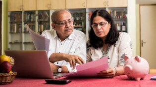 NPS से कब और कितना पैसा निकाल सकते हैं? इमरजेंसी के लिए क्या हैं नियम