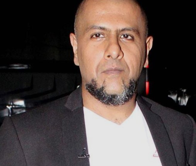 विशाल डडलानी ने मंत्री जी को किया ब्लॉक, ऐसी क्या बात हुई कि सोशल मीडिया पर सुनाई खरी-खोटी