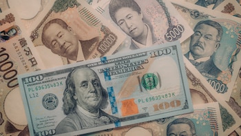 Stocks Trim Early Losses, Gold And Silver Whipsaw: Markets Wrap