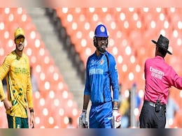SA vs AFG: Mohammad Nabi के खिलाफ ICC का एक्शन, डबल सुपर ओवर वाले मैच में अंपायर से भिड़ने के लिए मिली सजा
