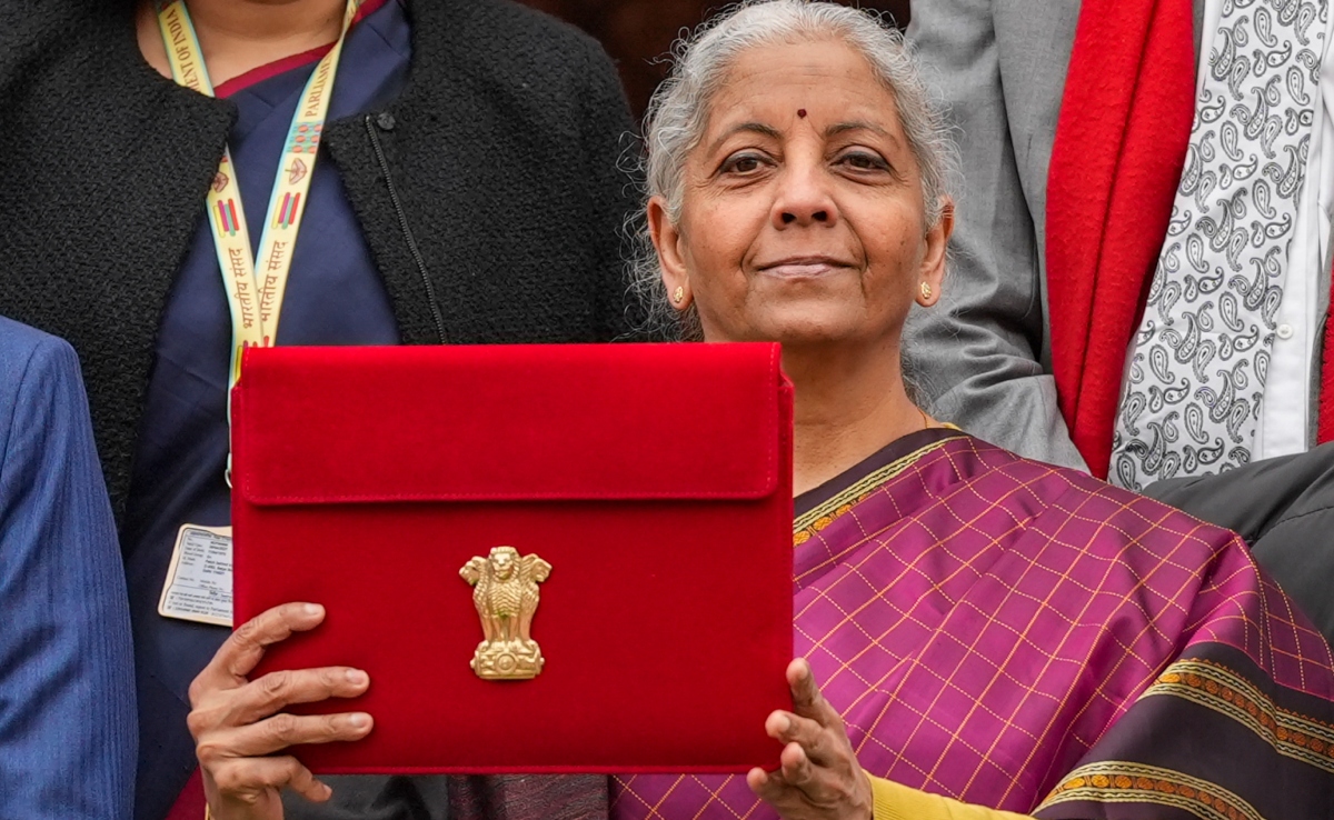 कितना बड़ा बदलाव ला सकती है ऑरेंज इकॉनमी, जिसका जिक्र वित्त मंत्री ने बजट में किया