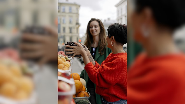 जो महिलाएं नॉन-वेज नहीं खातीं, उन्&zwj;हें ये चीजें जरूर खानी चाहिए